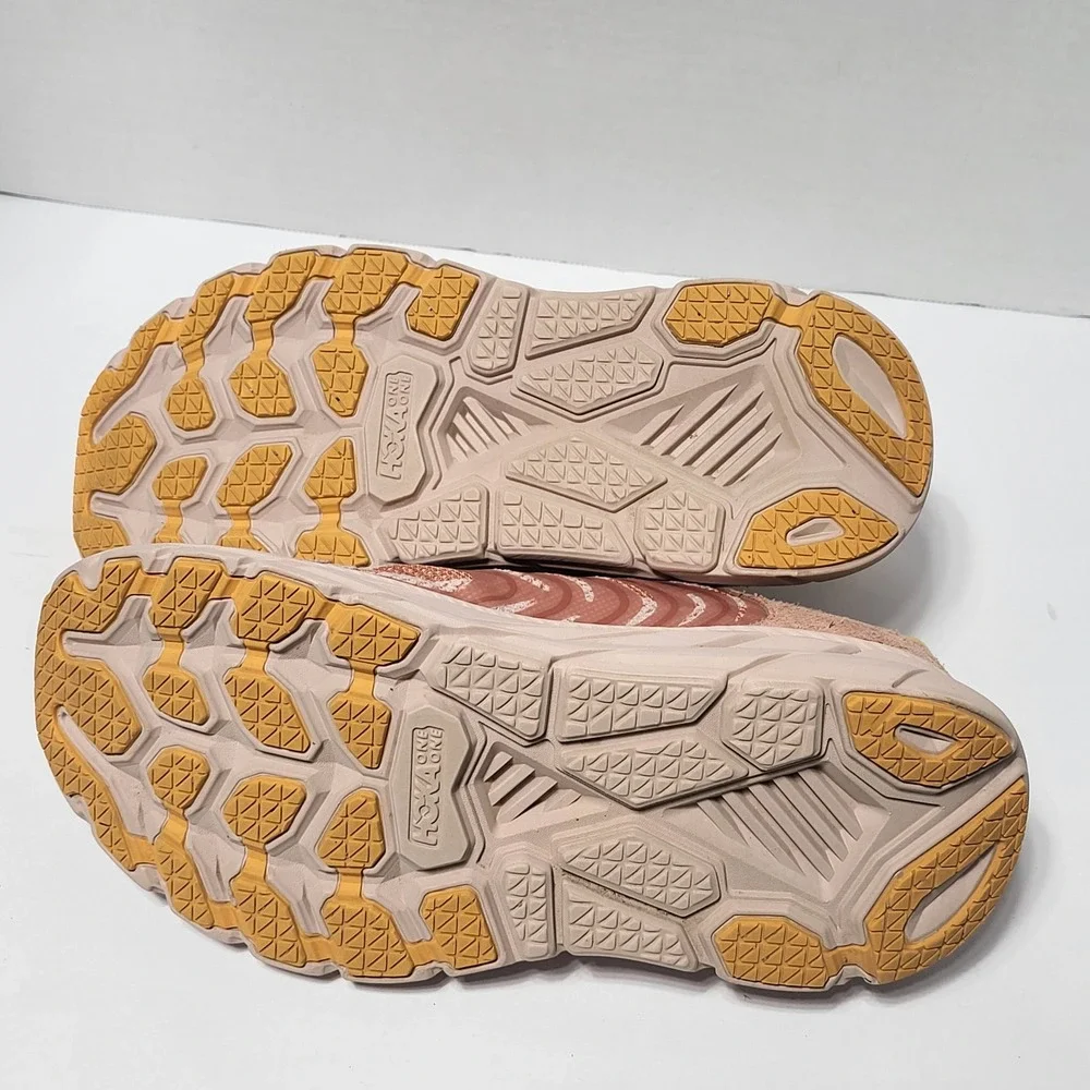 Hoka One One Clifton LS Peach Whip Suede Mesh Sneakers 1141550‎ EPWP Womens 9.5